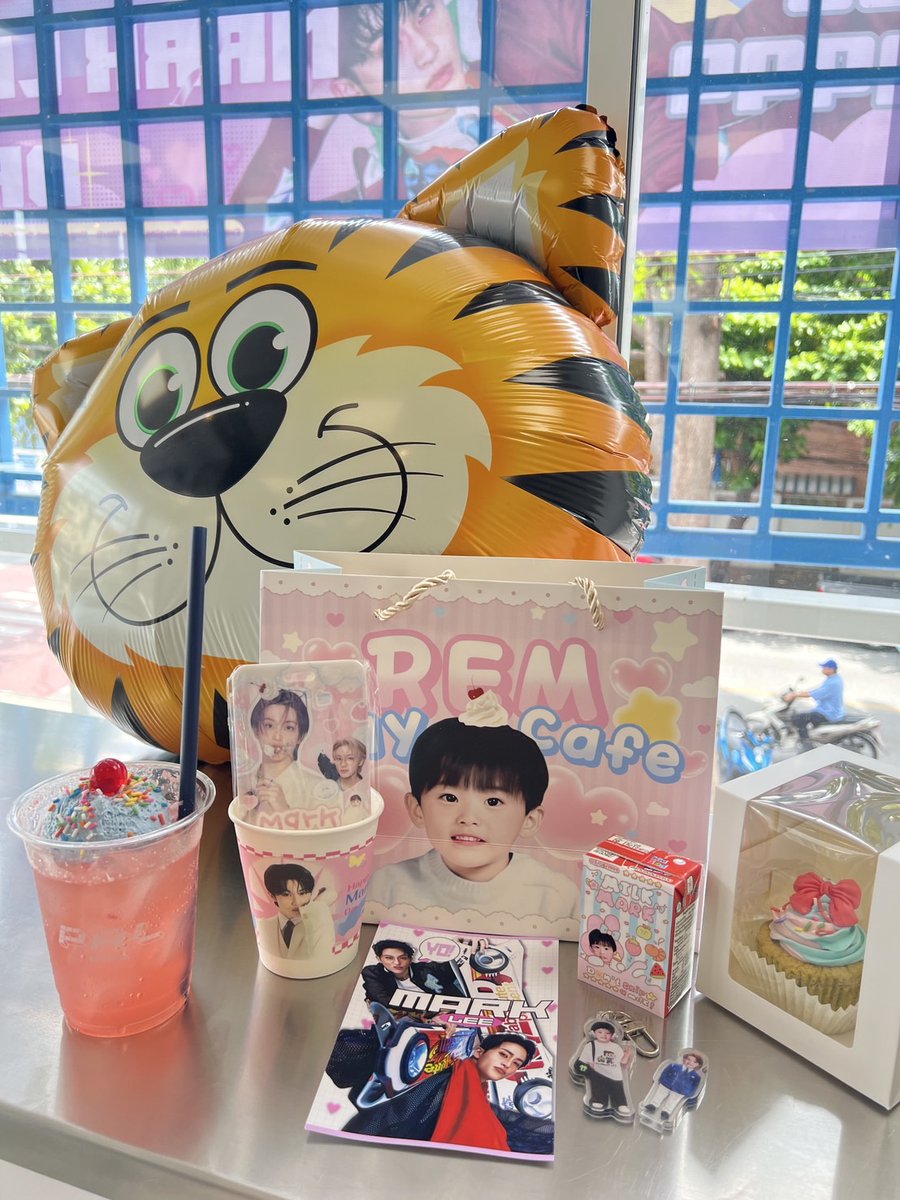 <3 live laugh love Marklee 🐆⭐️⭐️
#Every_Dream_Begins_with_Mark