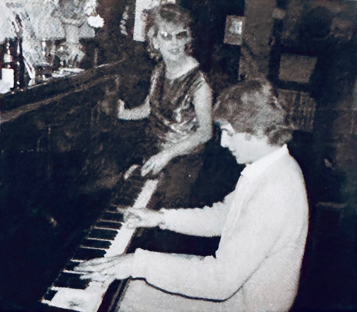 Kate Garner (@kategarnermusic) on Twitter photo My dad at the piano, with his mum, my Nanna Daisy. The Welsh Harp Pub, Waltham Abbey 1965. Picture taken by my mum <a href="/joanhodges66/">Joan Hodges</a>
Have a good week folks, keep on singing. #week #MondayMotivation #ChasHodges #piano My dad at the piano, with his mum, my Nanna Daisy. The Welsh Harp Pub, Waltham Abbey 1965. Picture taken by my mum <a href="/joanhodges66/">Joan Hodges</a>
Have a good week folks, keep on singing. #week #MondayMotivation #ChasHodges #piano