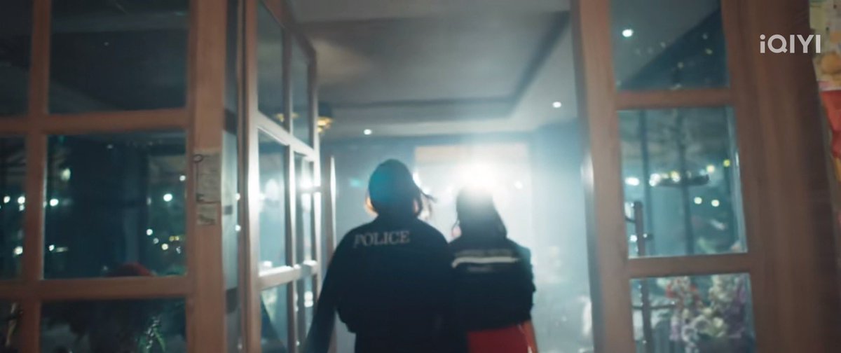 เพิ่งมีโอกาสได้ดูจริงๆจังๆ สำหรับซีรี่ย์ #หยดฝนกลิ่นสนิม ทุกอย่างดีมากโดยเฉพาะการถ่ายทอดอารมณ์ของทั้งคู่จากจุดที่ อัดอั้น จุกอก สิ้นหวัง เสียใจ ที่ทั้งคู่ต้องเผชิญ สู่
เคียงข้างกัน…

ถ้าไม่ใช่เค้าทั้ง2คน ก็ไม่รุ้จะมีวันดีดีนี้ไหม

เก่งมาก 🤍

#อิงล็อต 
#englot 
#EnglotAnvs3Y4M