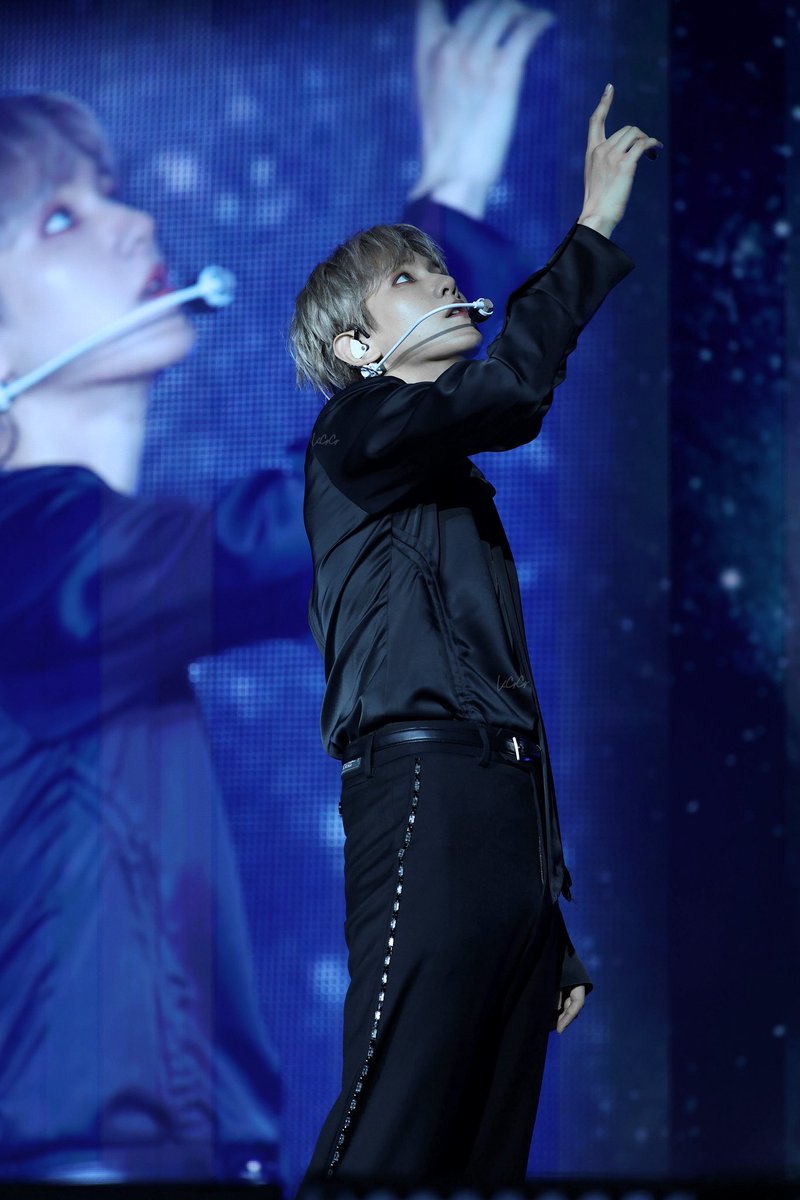 Amax_EXO's tweet photo. 250803 Reverie in Sydney
❤️‍🔥🖤🥵

#BAEKHYUN #백현 #Reverie #ReverieTour #ReverieSYDNEY https://t.co/PZ3lYjcxO0