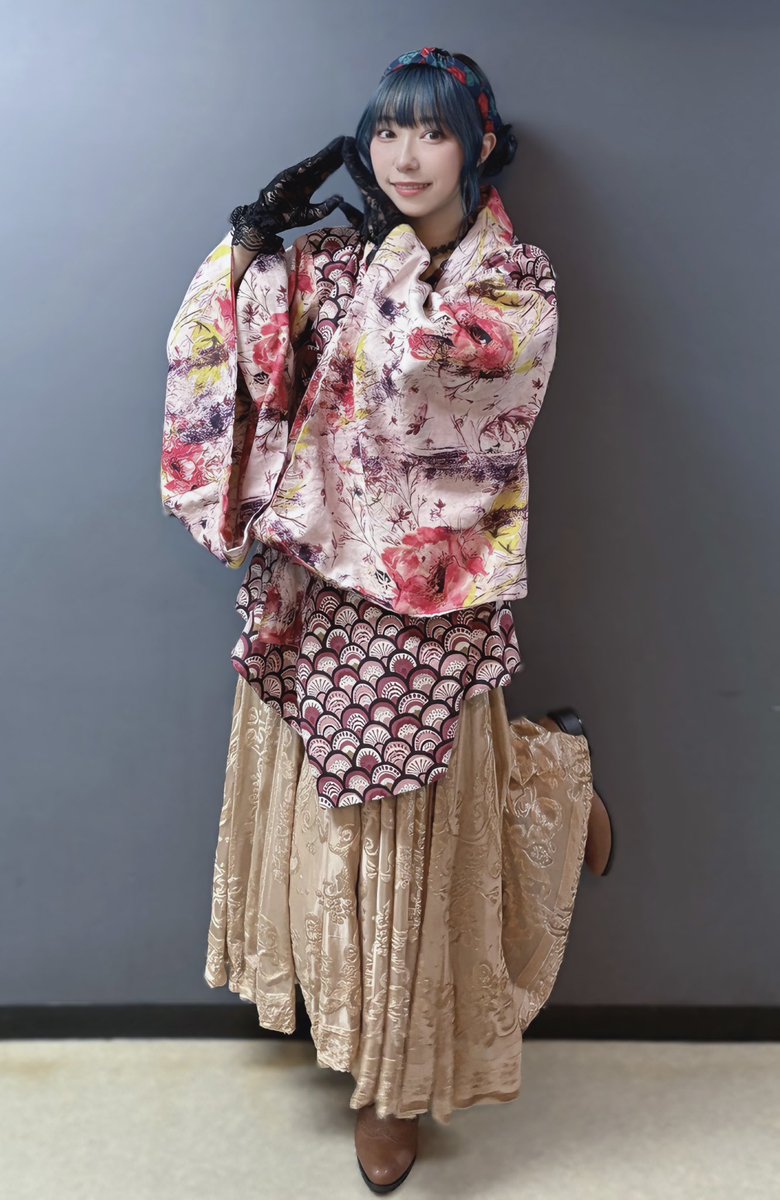 #舞台ももがたり 千秋楽
はじめての舞台、霞として
桃様らぶ！で生き抜きました！🍑

また成長できた気がします。
この素敵な座組のみなさんと
ご一緒できて、届けられてうれしいなっ。
本当にありがとうございました！！

霞　小林愛香