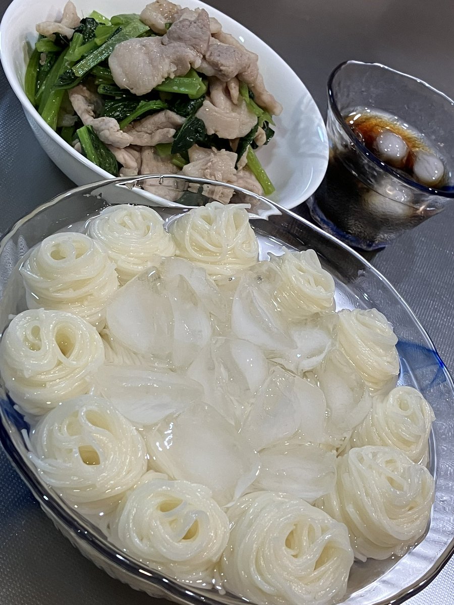 今日はそうめん&amp;小松菜と豚肉の生姜焼きセットを食べました。おいしかったです。