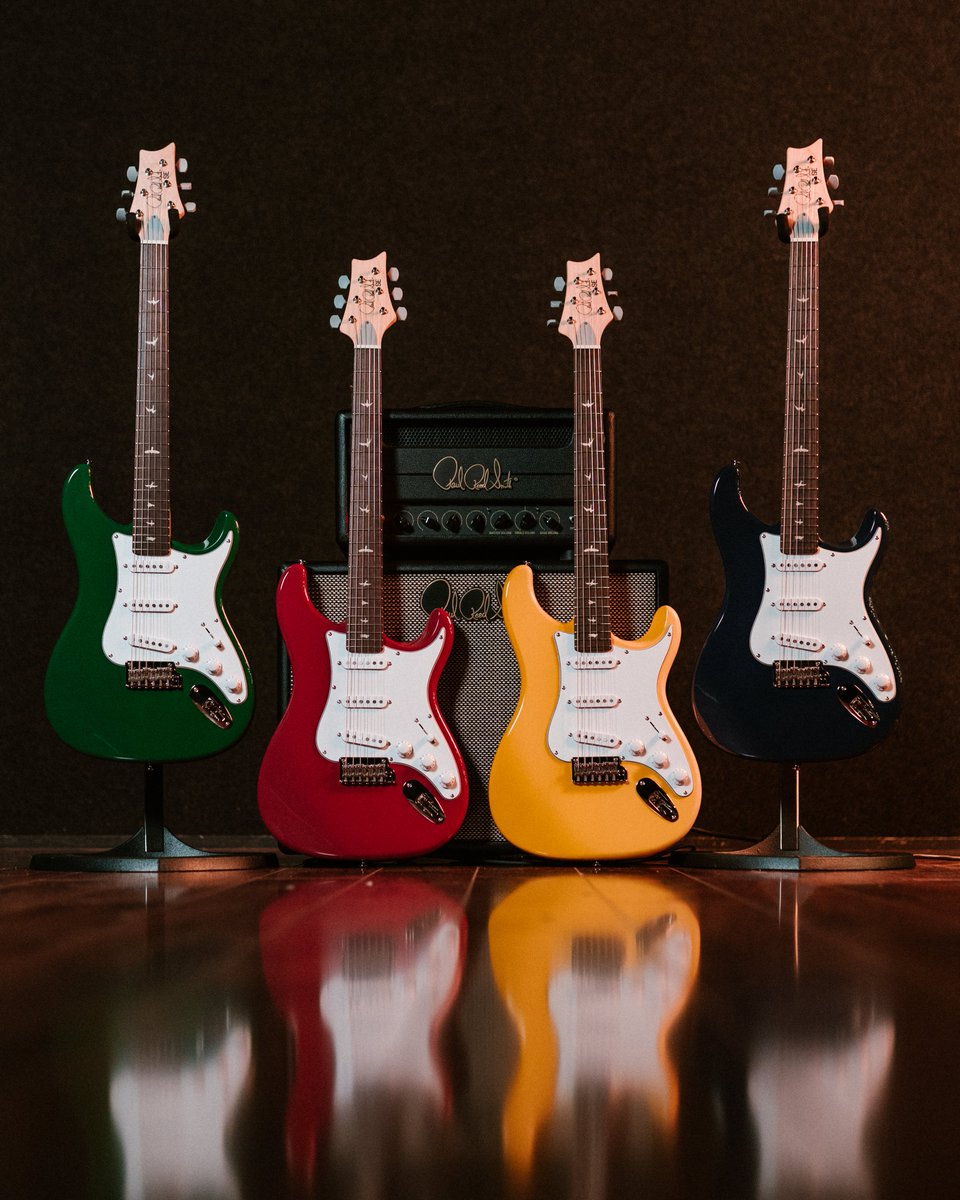 PiersPRSGuitars's tweet image. The SE Silver Sky just got more colourful. 🎨
New finishes now available across rosewood, maple, and left-handed models – which one’s your pick?
#SilverSky #PRSGuitars prsguitars.com