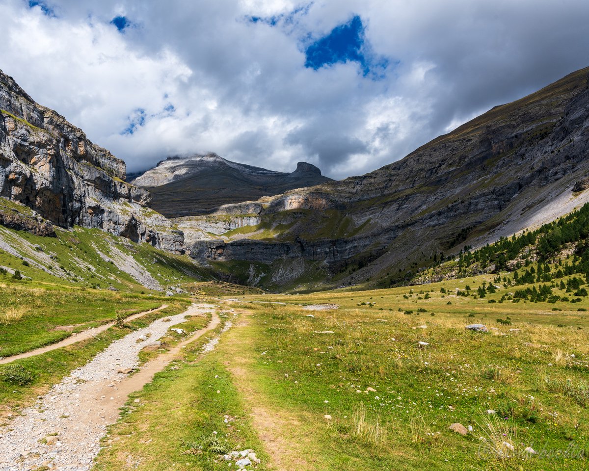 davidrbcelta's tweet image. Camins del GR11 🇵🇱 Senda a la cascada Cola de Caballo, Ordesa y Monte Perdido
#GR11 #landscape #davidrbcelta