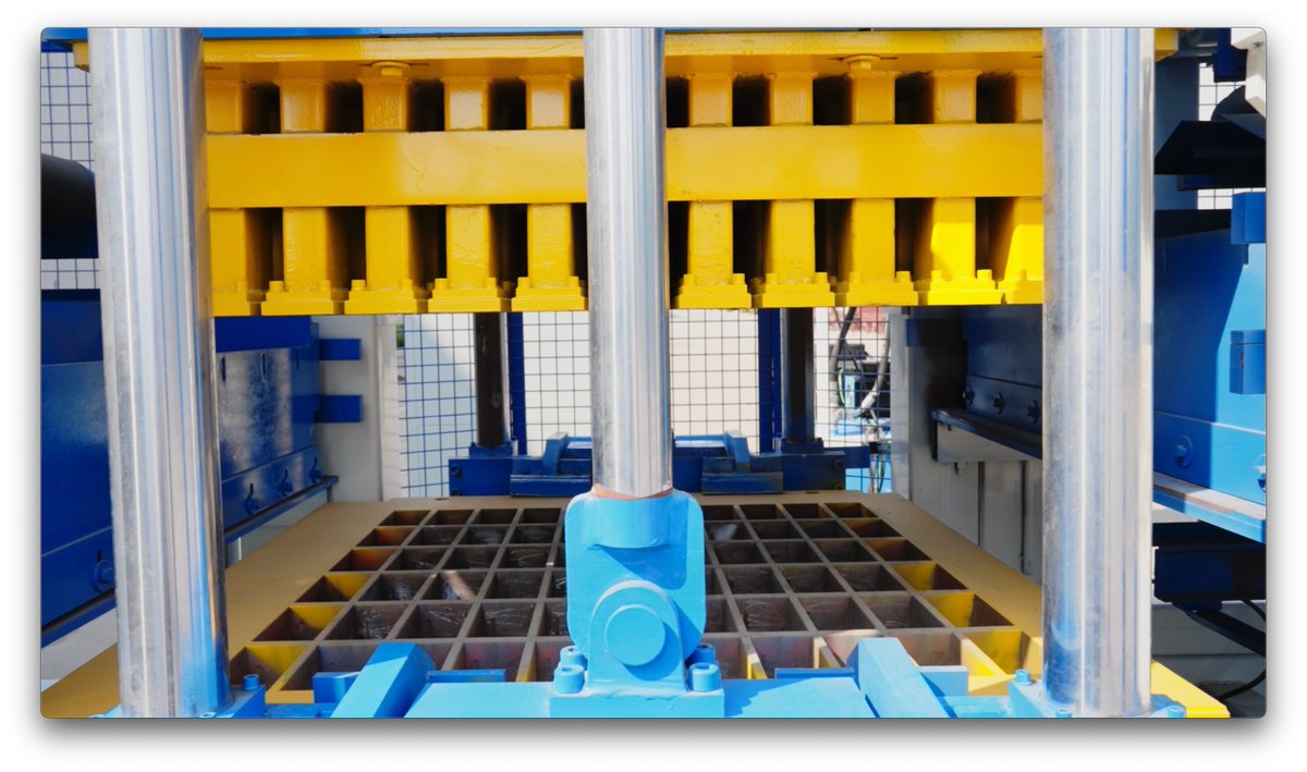 tang2847's tweet image. Worried about brick machine installation? We make it EASY!

✅ Remote guidance for small machines
✅ On-site engineers available
✅ Full installation for big lines
Faster setup = Quick production!
DM us now! #BrickMachine #InstallationSupport #ConstructionTech