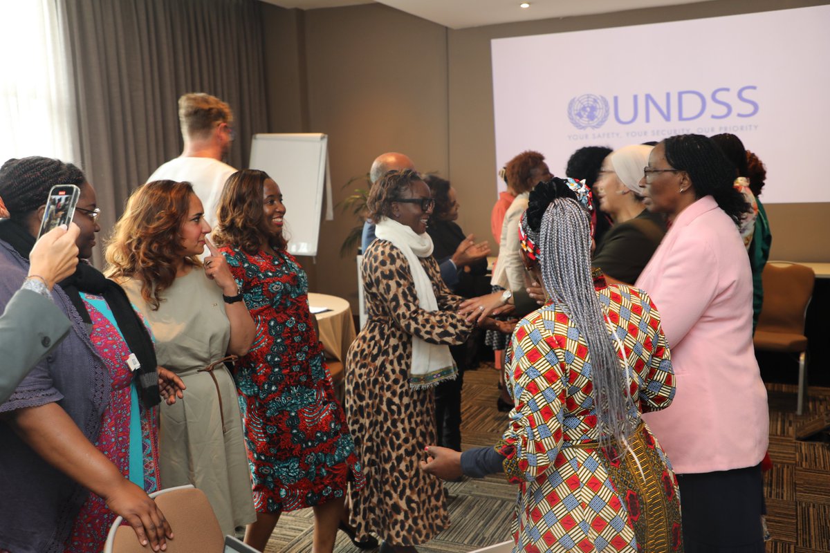 📍Addis Ababa 

Executive Assistants from @ILO Africa offices are in Addis for a first of its kind training led by <a href="/ILOAfrica/">ILO Africa</a>  and <a href="/ITCILO/">ITCILO</a> 

From AI tools to leadership support, they're sharpening the skills that keep our mission moving.

 #DecentWork #Africa