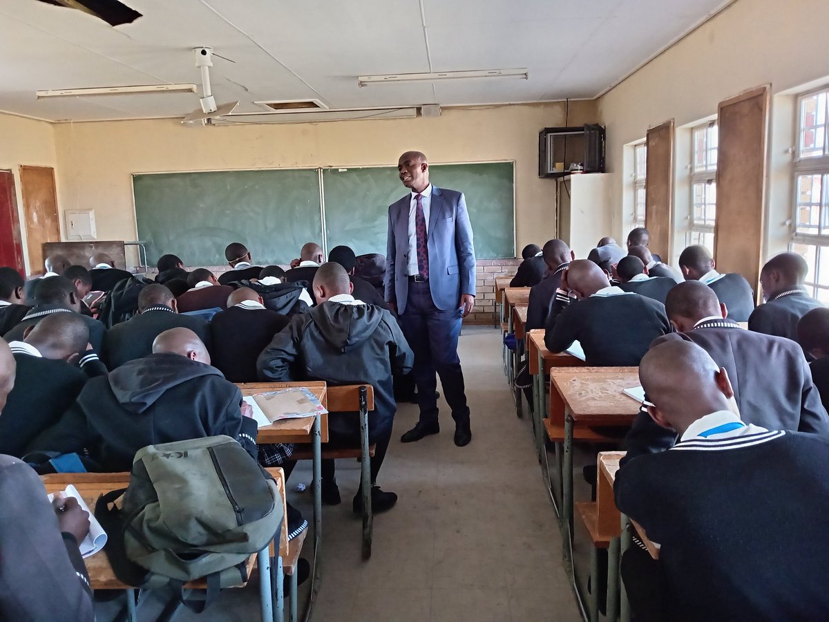 The DG has proceeded to visit schools where he delivers a lesson titled "Five Nuggets for Academic Achievement" to the #matric #ClassOf2025. So far he has engaged with Grade 12 learners from five schools: Cofimvaba, St James, Tsomo, Mangelengele and Ngcobo Secondary Schools.