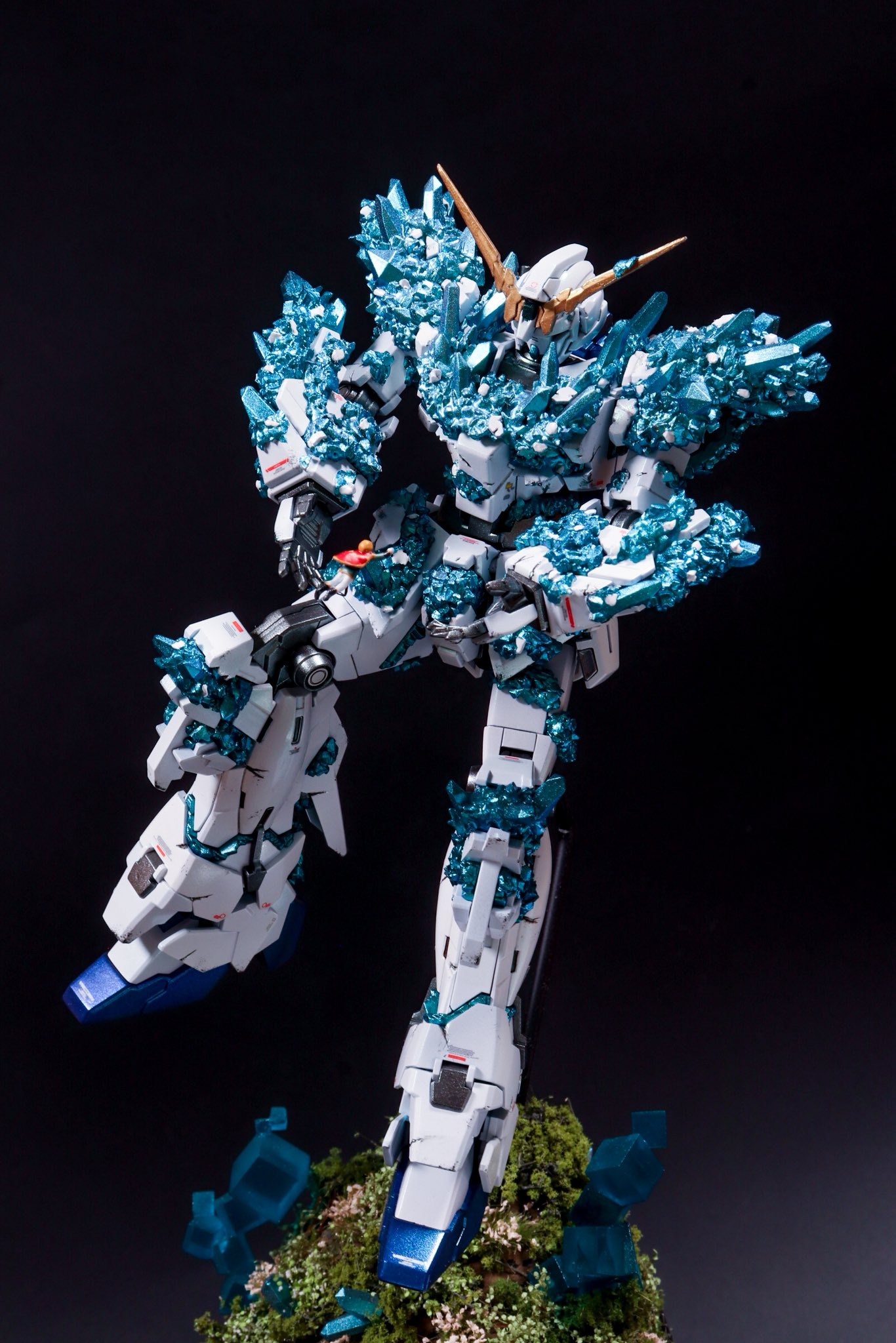 HGUC 1/144 ユニコーンガンダムユニコーンモード