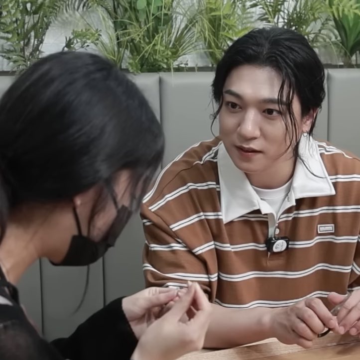 OK PARK SUNGJIN??? THE WAY HE STARES MBAK NYA??? 😭🫵🏻🫠