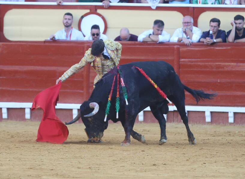 Un gran primer fin de semana taurino en el Puerto. Enhorabuena 
<a href="/zunigatoros/">Carlos Zúñiga</a> 

Dejo aquí uno de mis carteles para la temp. 2026