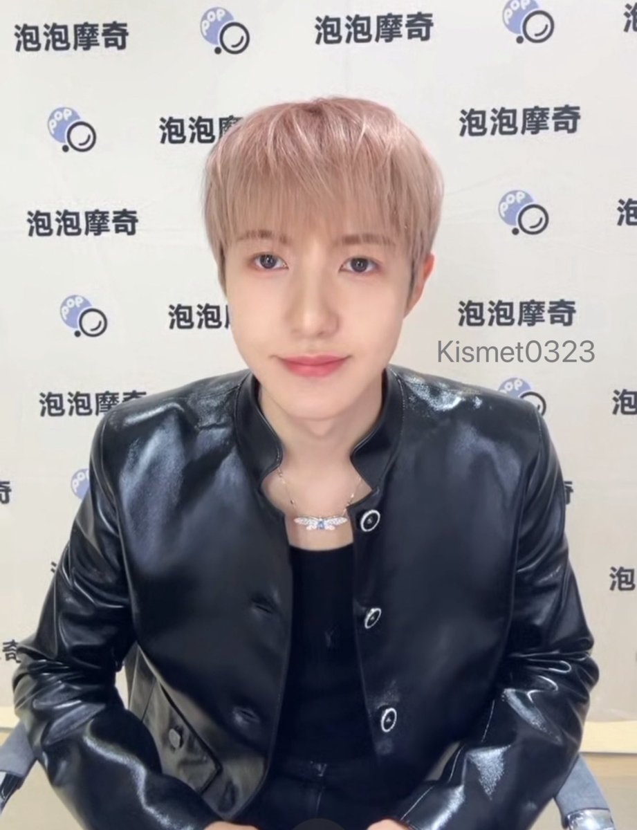 POPCORNBOBO323's tweet photo. RENJUN FANSIGN TODAY 🌸😭😭 https://t.co/CYmFK91u7K