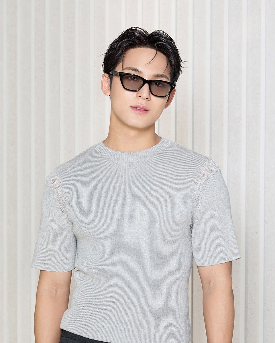 🐶 (@gyumedia) on Twitter photo MINGYU AT GENTLE MONSTER SINGAPORE FLAGSHIP STORE #민규
MINGYU FOR GENTLE MONSTER
#MINGYUxGentleMonster
<a href="/_GentleMonster_/">GENTLE MONSTER</a> <a href="/pledis_17/">세븐틴(SEVENTEEN)</a> MINGYU AT GENTLE MONSTER SINGAPORE FLAGSHIP STORE #민규
MINGYU FOR GENTLE MONSTER
#MINGYUxGentleMonster
<a href="/_GentleMonster_/">GENTLE MONSTER</a> <a href="/pledis_17/">세븐틴(SEVENTEEN)</a>