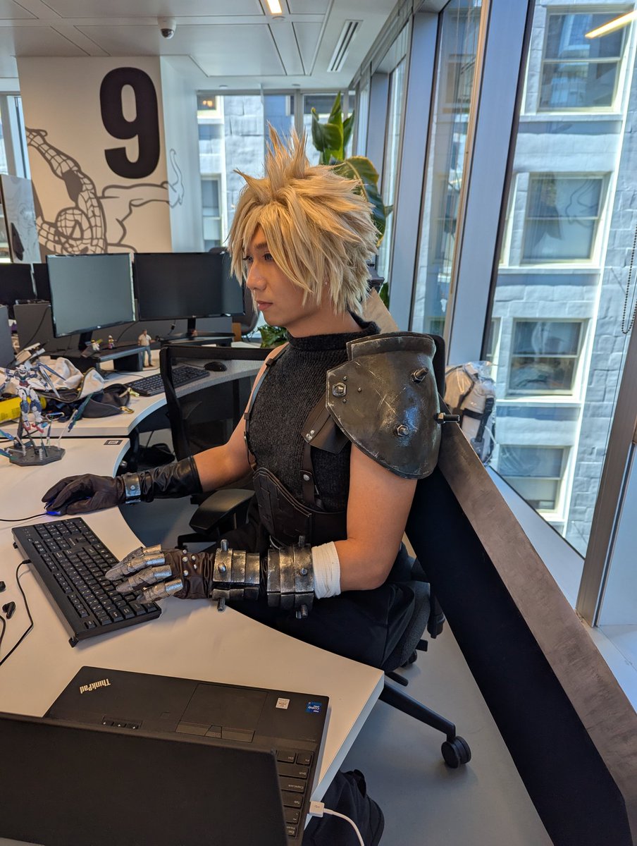 When you gotta push data at 3 but you gotta fight Sephiroth at 5