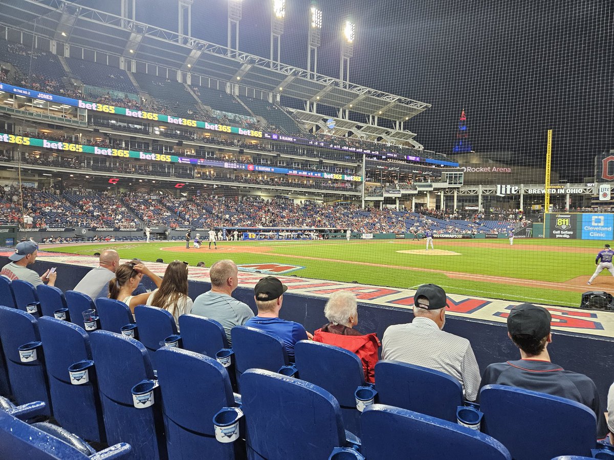 blu216's tweet image. oh, About last night!!.😊 It was me and my Momma's turn to see the Guardians in action #ForTheLand