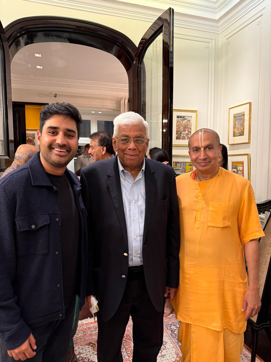 Very happy to meet with Deepak Parekh and Vinay Raniga last evening at Mr. Ajay Piramal’s 70th Birthday Party in London.