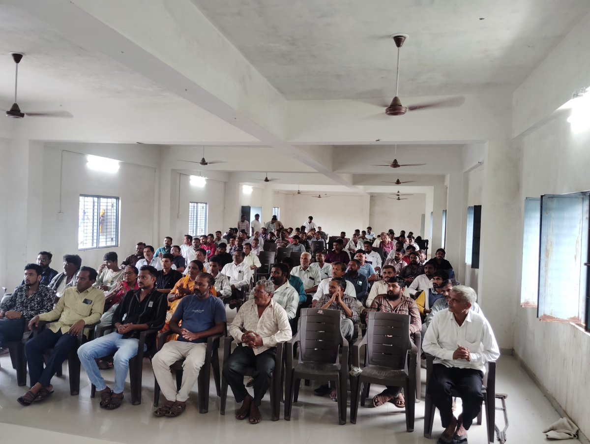 આમ આદમી પાર્ટીના "ગુજરાત જોડો અભિયાન" અંતર્ગત ગતરોજ
📍 માણસા, ગાંધીનગર 
ખાતે જનસભા યોજાઈ અને મોટી સંખ્યામાં સ્થાનિકો આ સભામાં ઉપસ્થિત રહ્યા તેમજ અનેક લોકો આમ આદમી પાર્ટીની કામની રાજનીતિ સાથે જોડાયા.

#ગુજરાત_જોડો