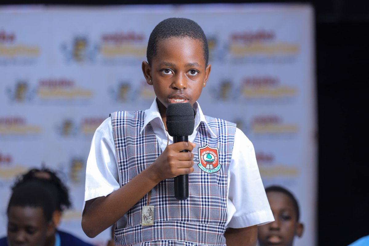 𝐇𝐈𝐆𝐇𝐋𝐈𝐆𝐇𝐓𝐒
Wakiso District Spelling Bee 📸

#Spellingbeeug