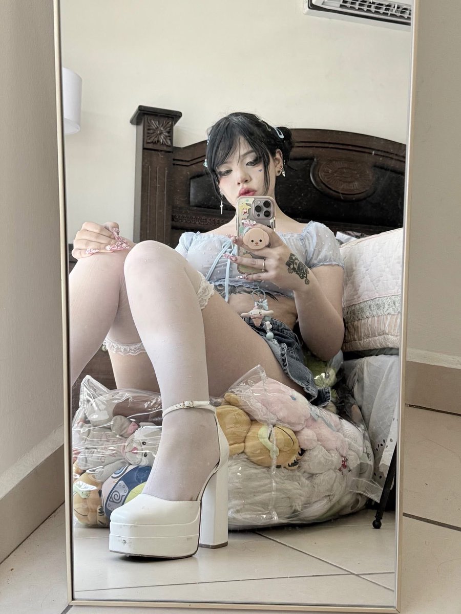 ManekiSoto's tweet image. todos los que interactúen se llevan un video en dms, no importa como solo háganlo &amp;lt;3