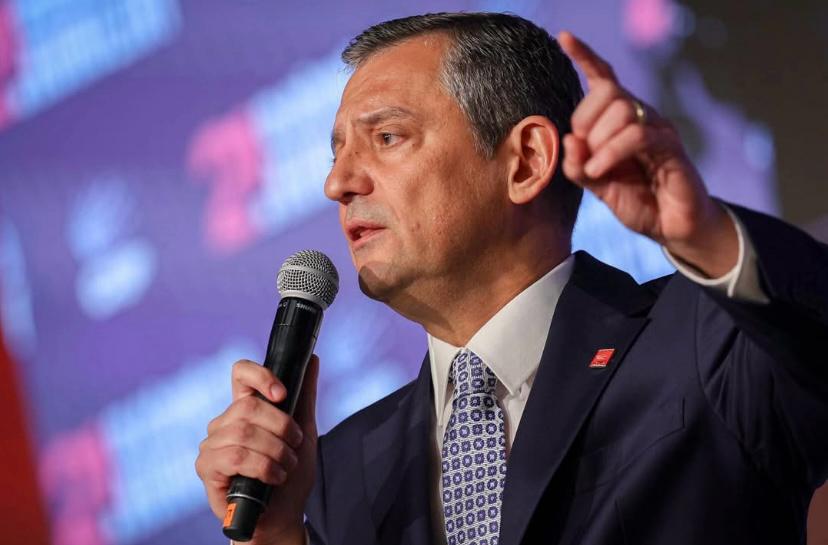 Türkiye’de Terörle Mücadele Politikaları ve Muhalefetin Konumlanışı: CHP’nin “Terörsüz Türkiye” Komisyonu’na Katılımı Üzerinden Bir Değerlendirme
toplumcudusunce.com/turkiyede-tero…