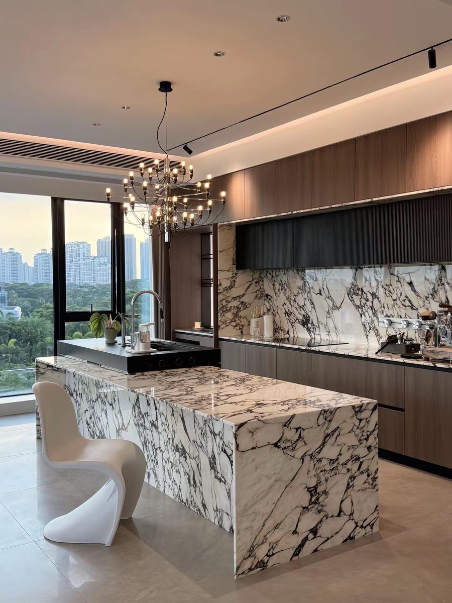 RichardXiong888's tweet image. Kitchen Centerpiece: Calacatta Viola Marble Countertop Completed
See how dramatic veining transforms this kitchen island into a luxury focal point. Calacatta Viola is truly one of a kind.
#CalacattaViolaMarble #KitchenIslandDesign #LuxuryStoneSurface #MarbleInspiration