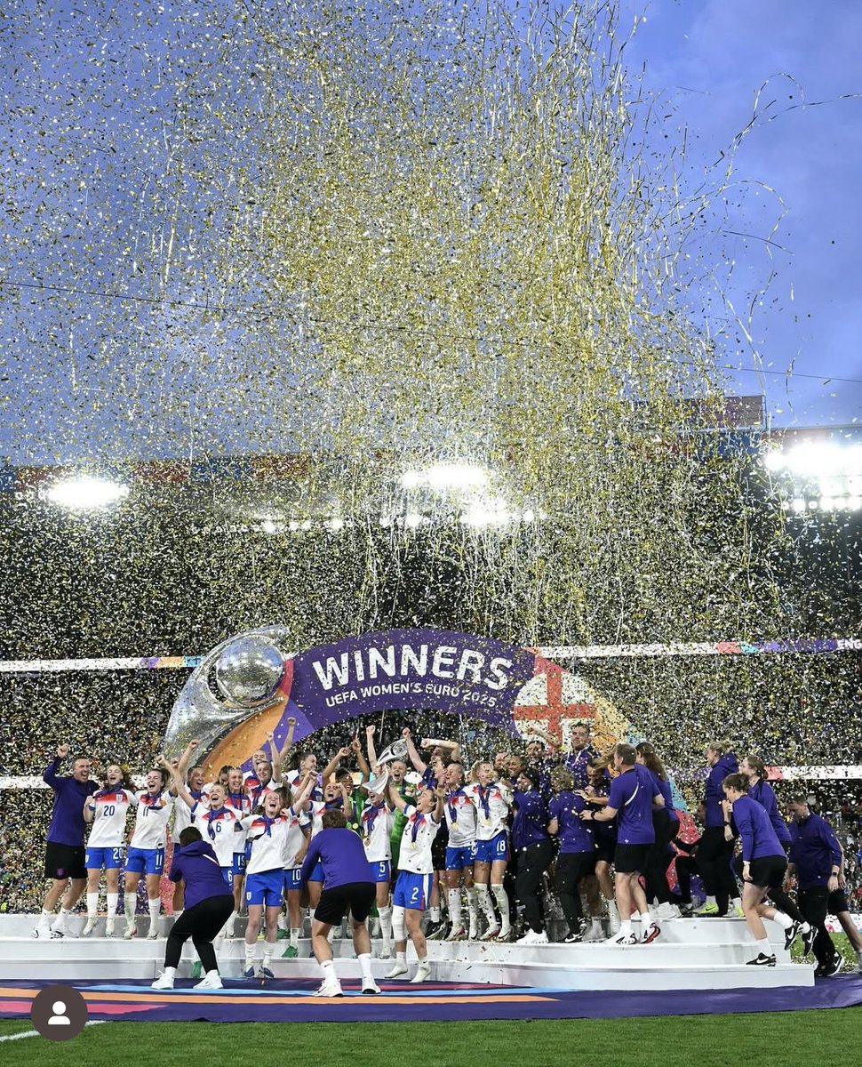 SHeppinstall's tweet image. An immense sense of pride in this special team! Talented, resilient players supported by professional and dedicated staff, both on the ground in Switzerland and back at St George’s Park. Huge privilege to stand alongside this team and support them on such an incredible journey!