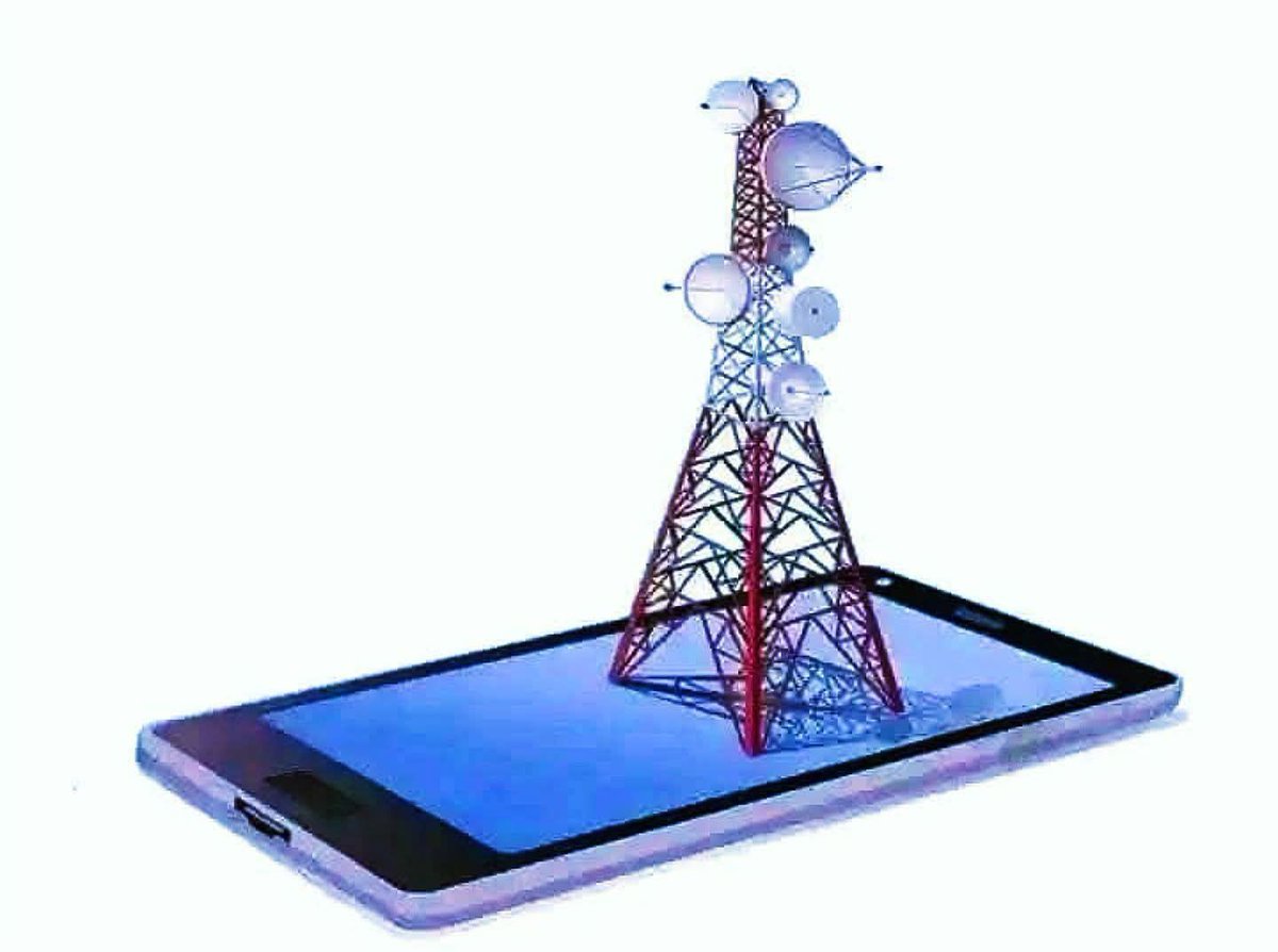 JaanaJaane78170's tweet image. موبائل نیٹ ورک کی خرابیاں عوام کے لیےوبالجان بن چکی ہیں۔ 

کال نہ کنیکٹ ہوتی ہے نہ آواز آتی ہے، انٹرنی کی سروس بھی بدترین ہے۔ 
تمام نیٹ ورکس ایک جیسے ناکام ہیں۔
ہمارا PTA سے مطالبہ ہے کہ فوری نوٹس لے یا پھر کمپنیاں ٹاور ہٹا لیں۔
 اس پوسٹ کو ٹرینڈ بنائیں۔ 
#PoorNetwork #Fix