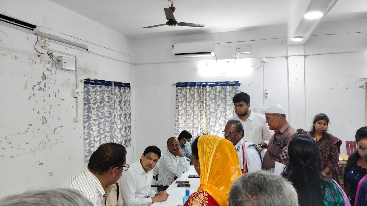 DM Cuttack (@cuttackdm) on Twitter photo କଣ୍ଟାପଡା ବ୍ଳକର ସମ୍ମିଳନୀ କକ୍ଷଠାରେ ଅନୁଷ୍ଠିତ ଯୁଗ୍ମ ଜନ ଅଭିଯୋଗ ଶିବିରରେ ଜିଲ୍ଲାପାଳ ଏବଂ ଜିଲ୍ଲା ମାଜିଷ୍ଟ୍ରେଟ ଅଭିଯୋଗ ଗୁଡିକର ଶୁଣାଣି କରି ତ୍ଵରିତ ସାମାଧାନ କରୁଛନ୍ତି। <a href="/CMO_Odisha/">CMO Odisha</a> <a href="/SecyChief/">ChiefSecyOdisha</a> <a href="/IPR_Odisha/">I & PR Department, Odisha</a> କଣ୍ଟାପଡା ବ୍ଳକର ସମ୍ମିଳନୀ କକ୍ଷଠାରେ ଅନୁଷ୍ଠିତ ଯୁଗ୍ମ ଜନ ଅଭିଯୋଗ ଶିବିରରେ ଜିଲ୍ଲାପାଳ ଏବଂ ଜିଲ୍ଲା ମାଜିଷ୍ଟ୍ରେଟ ଅଭିଯୋଗ ଗୁଡିକର ଶୁଣାଣି କରି ତ୍ଵରିତ ସାମାଧାନ କରୁଛନ୍ତି। <a href="/CMO_Odisha/">CMO Odisha</a> <a href="/SecyChief/">ChiefSecyOdisha</a> <a href="/IPR_Odisha/">I & PR Department, Odisha</a>