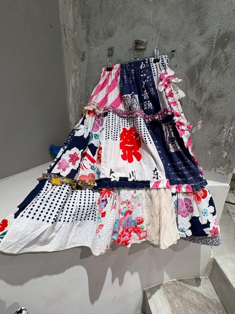 kaya1209's tweet photo. ありがとうございます。旅立ちましたー🦋

pinzoro kimono  remake
@suZume1179 
まだまだ入荷してます
ご来店お問い合わせ
お待ちしております🥰♪

#着物リメイクスカート 
#patchworkdress
#リメイク新商品
#リメイク専門
#costume #衣装
#中野kaya
#中野ブロードウェイ https://t.co/Ij8C7QjjjG