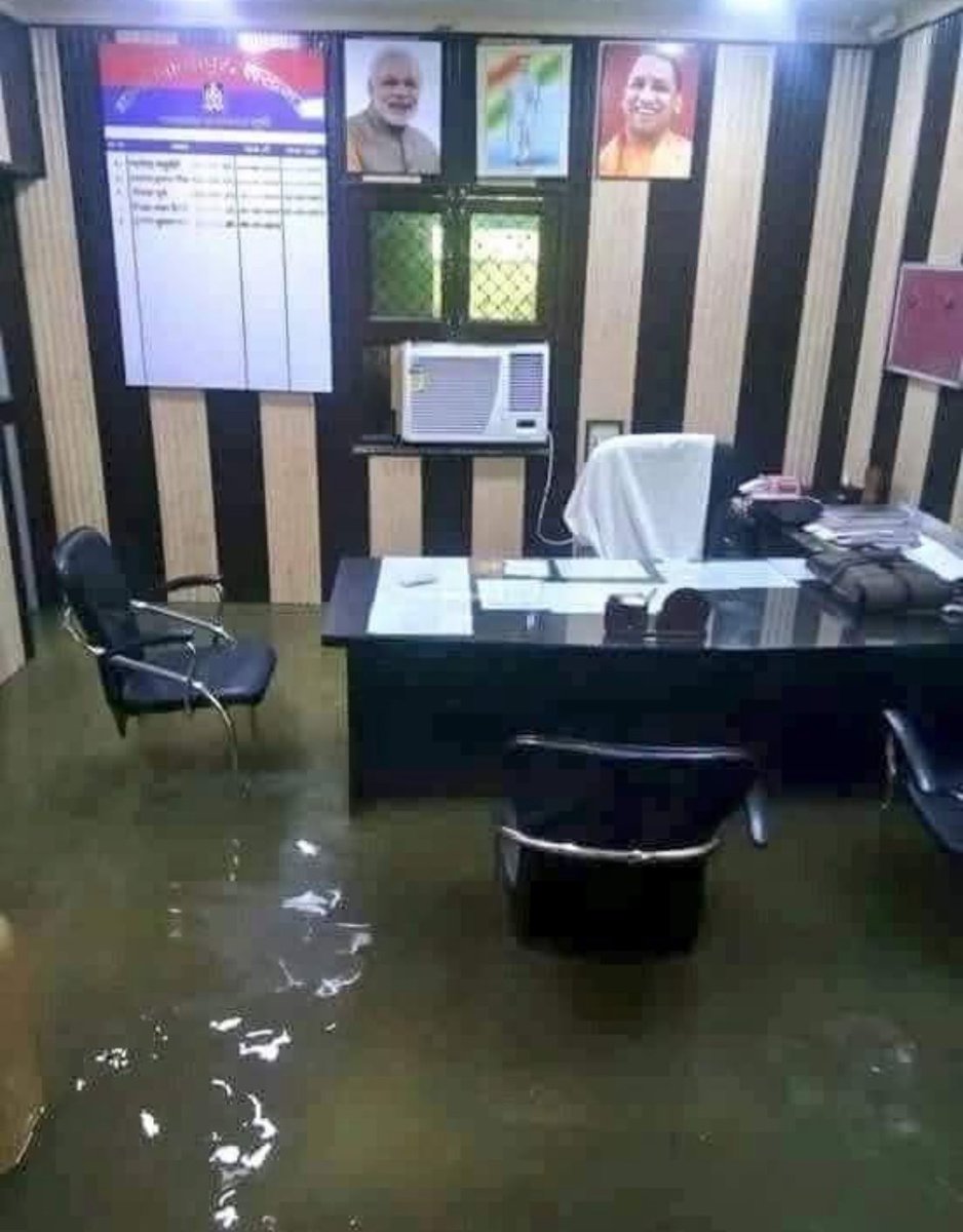 गंगा मैया अपने पुत्रों को ढूंढते हुए ऑफिस में पहुंच गई हैं 

माँ अपने पुत्रों को कभी नहीं भूलती है 😀😀