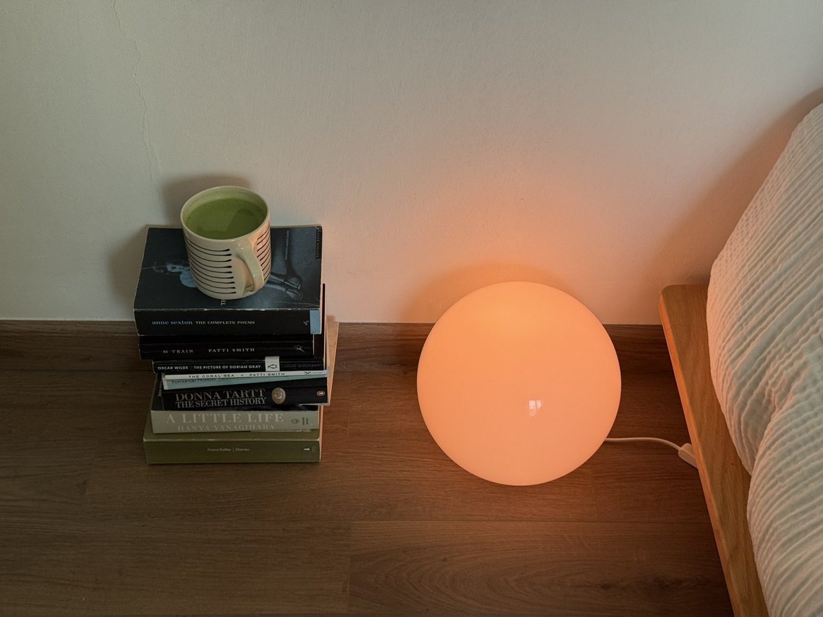 𖧧 (@mothintoflames) on Twitter photo 