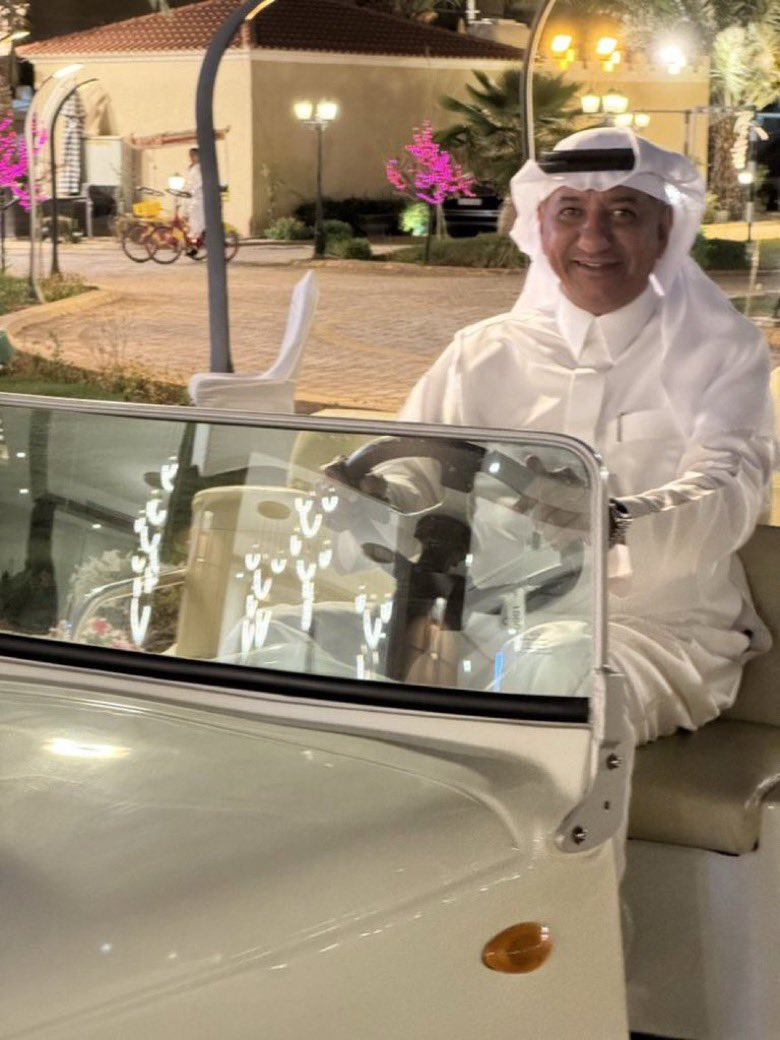 🎁🎁سحب على 100 ريال لشخصين لمن يعلق على الوجه بعلم النفس على ملامح الوجه ومهوب شرط يكون التعليق ايجابي ولو سلبي لكن مهوب يعلق من راسه يسولف  ؟

شروط السحب

تعليق + رتيوت + لايك