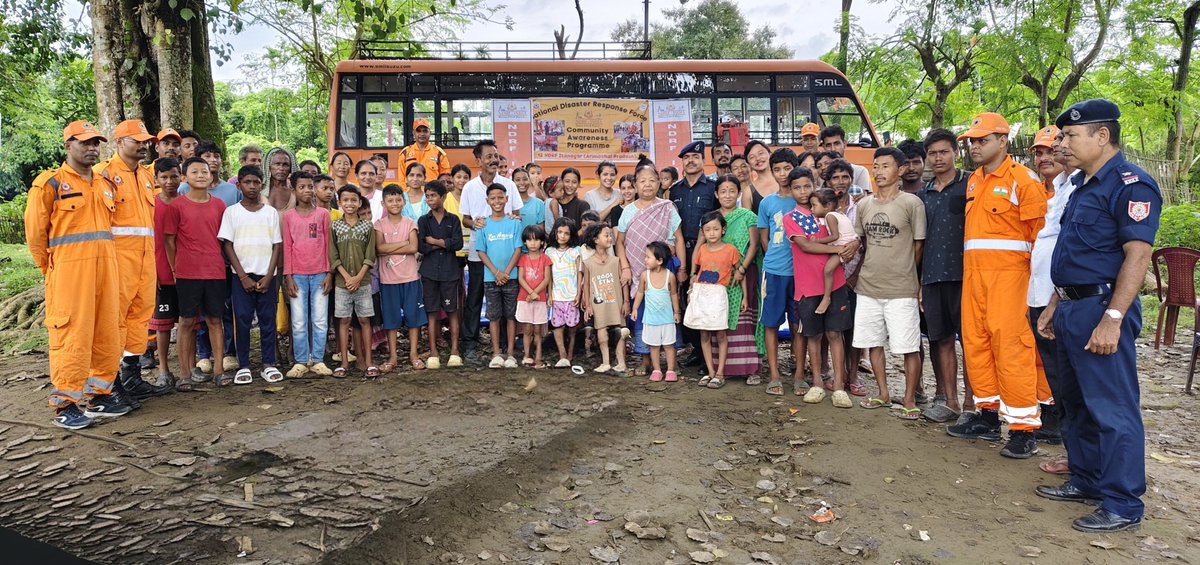12 NDRF Itanagar (@12bnndrf) on Twitter photo Join us in safeguarding communities!
12NDRF conducted CAP at Vill- Kamalchapori Nazira #Sivasagar #Assam to empower and educate on disaster preparedness and response. More than 79 villagers were Benefitted. Together, let’s build resilience and save lives.
<a href="/NDRFHQ/">NDRF India I राष्ट्रीय आपदा मोचन बल 🇮🇳</a> Join us in safeguarding communities!
12NDRF conducted CAP at Vill- Kamalchapori Nazira #Sivasagar #Assam to empower and educate on disaster preparedness and response. More than 79 villagers were Benefitted. Together, let’s build resilience and save lives.
<a href="/NDRFHQ/">NDRF India I राष्ट्रीय आपदा मोचन बल 🇮🇳</a>