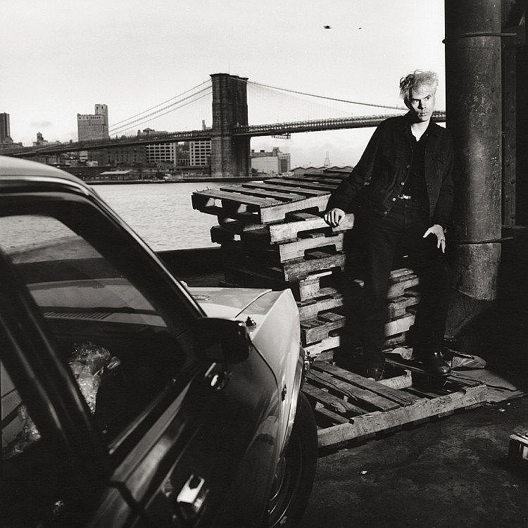 Jim Jarmusch and the Brooklyn Bridge, New York, 1992 - Abe Frajndlich