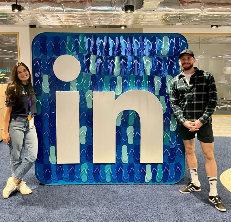 Stop wasting your time searching for jobs on LinkedIn.

You can use AI to grown on LinkedIn 10x faster

Here's how: