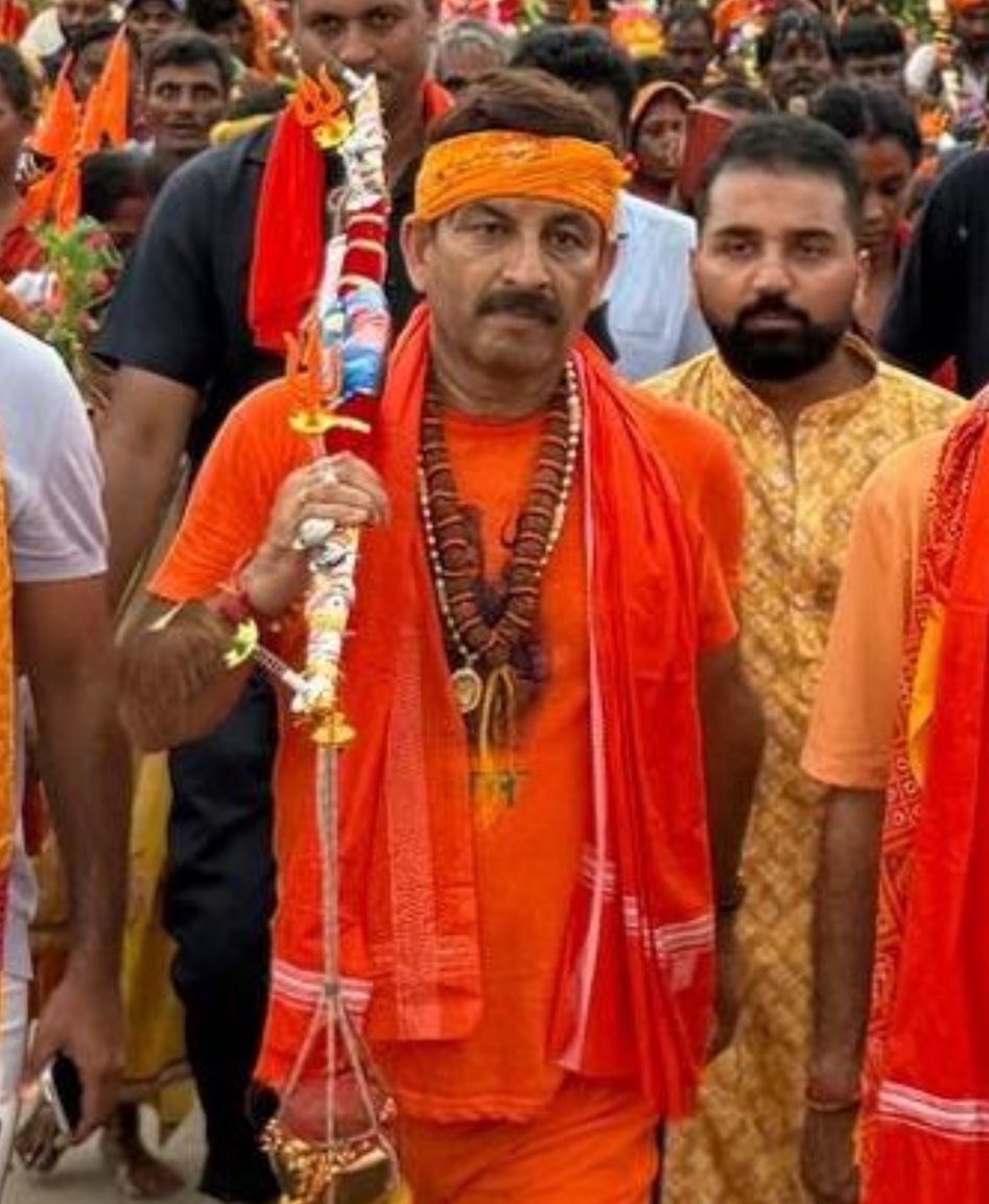 रूस सरकार                          विश्वगुरु मोदी सरकार 😂