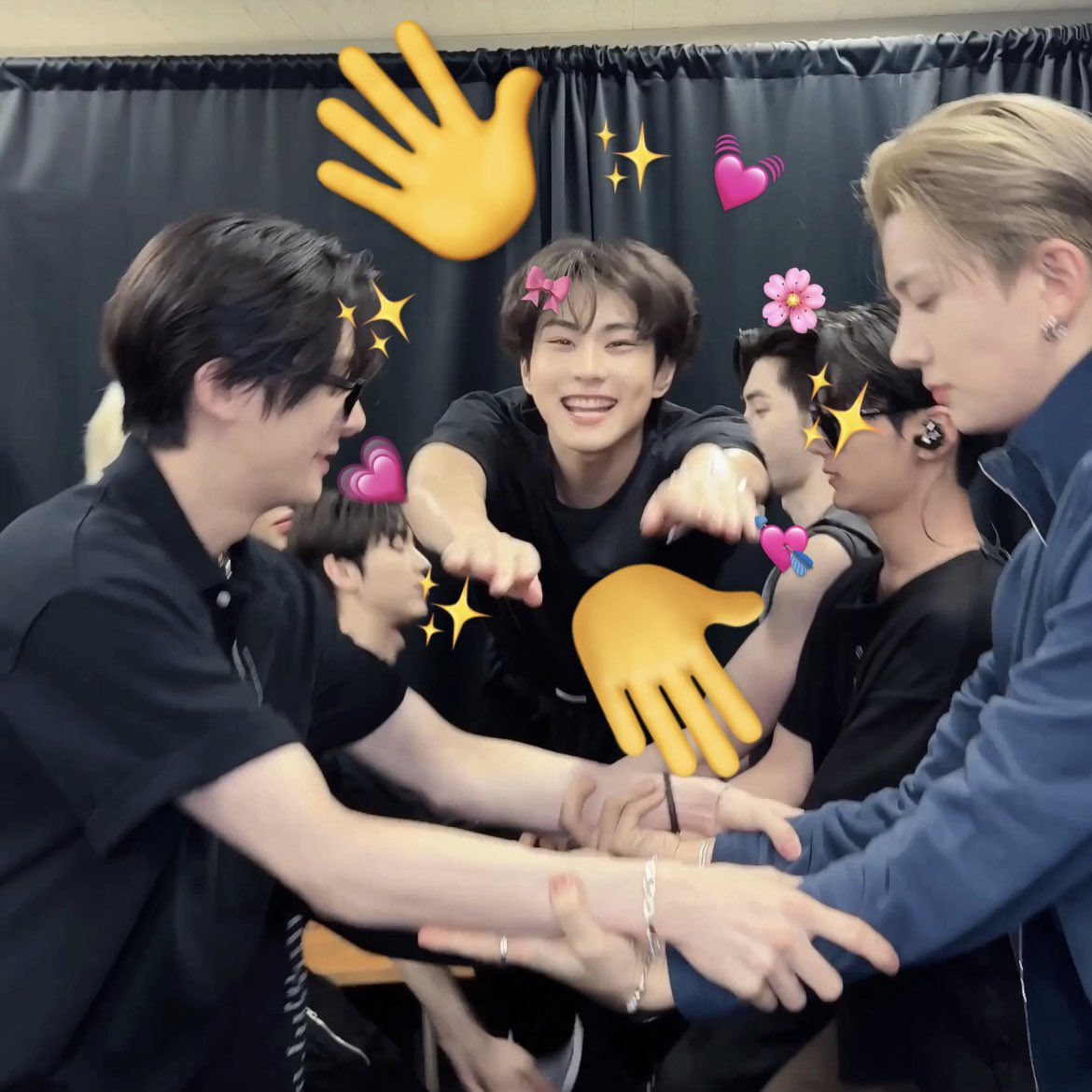 maxine 𓆩♡𓆪 (@jwonmyheart_) on Twitter photo 