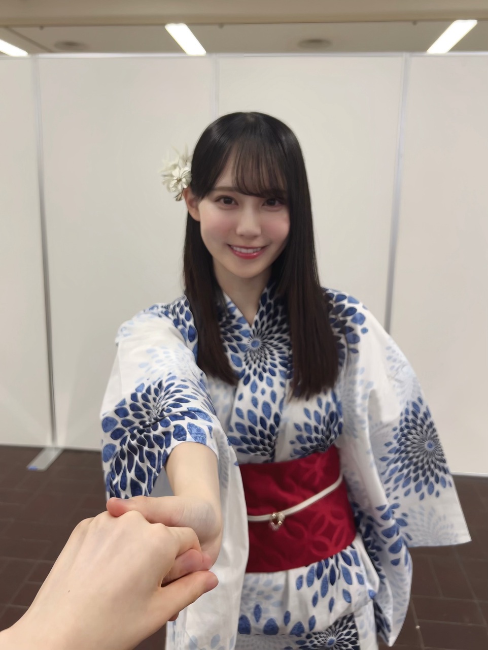 即*ら様 日向坂46 5期生 松尾桜 直筆サイン 入り 生写真 浴衣 コメント 71nqPIkHkfL._UF350,350_QL50_.jpg