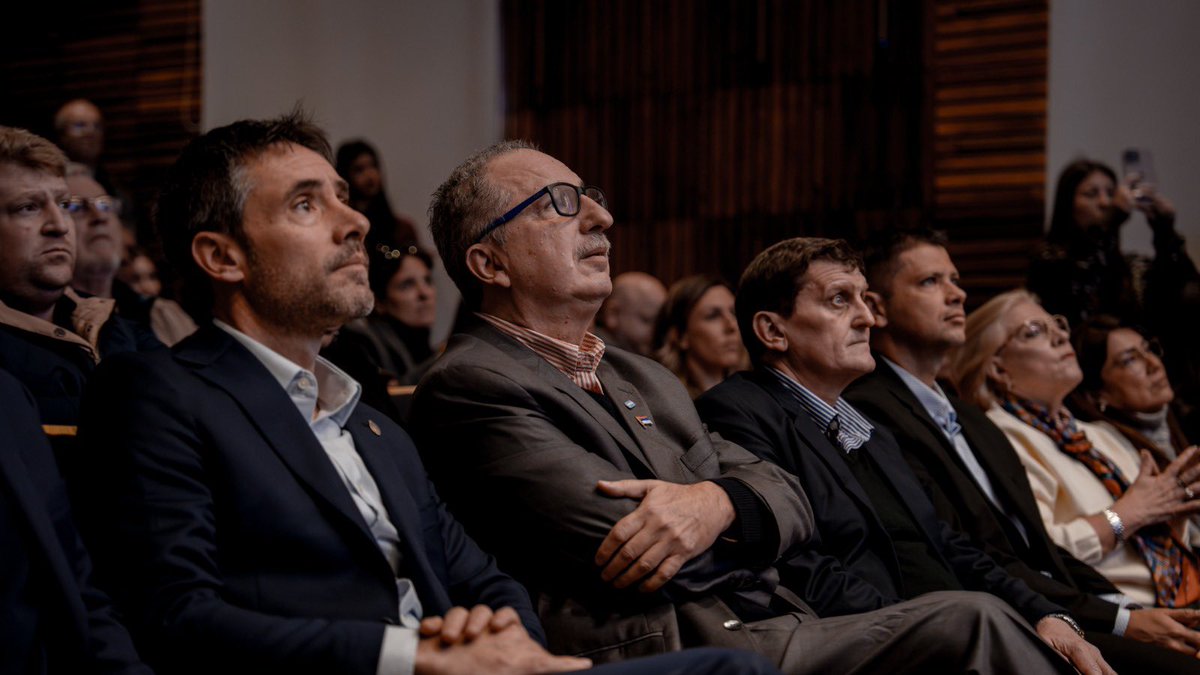 #FOGAMI
SE PRESENTÓ OFICIALMENTE EL FOGAMI, UNA NUEVA HERRAMIENTA PARA FACILITAR EL ACCESO AL CRÉDITO PARA EMPRESAS Y PROYECTOS

En un acto encabezado por el gobernador <a href="/passalacquaok/">Hugo Passalacqua</a> junto a Ignacio Lamothe, secretario general del <a href="/CFI_Argentina/">CFI</a> , se realizó la presentación