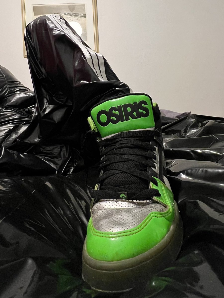 AdidasWanker tweet media