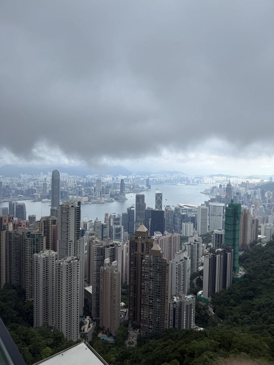 HUs3zgcZWrxY3uT's tweet photo. 上げそびれてる香港観光の思い出
#202507HongKong
#VictoriaPeak https://t.co/UrCAtIr2N4