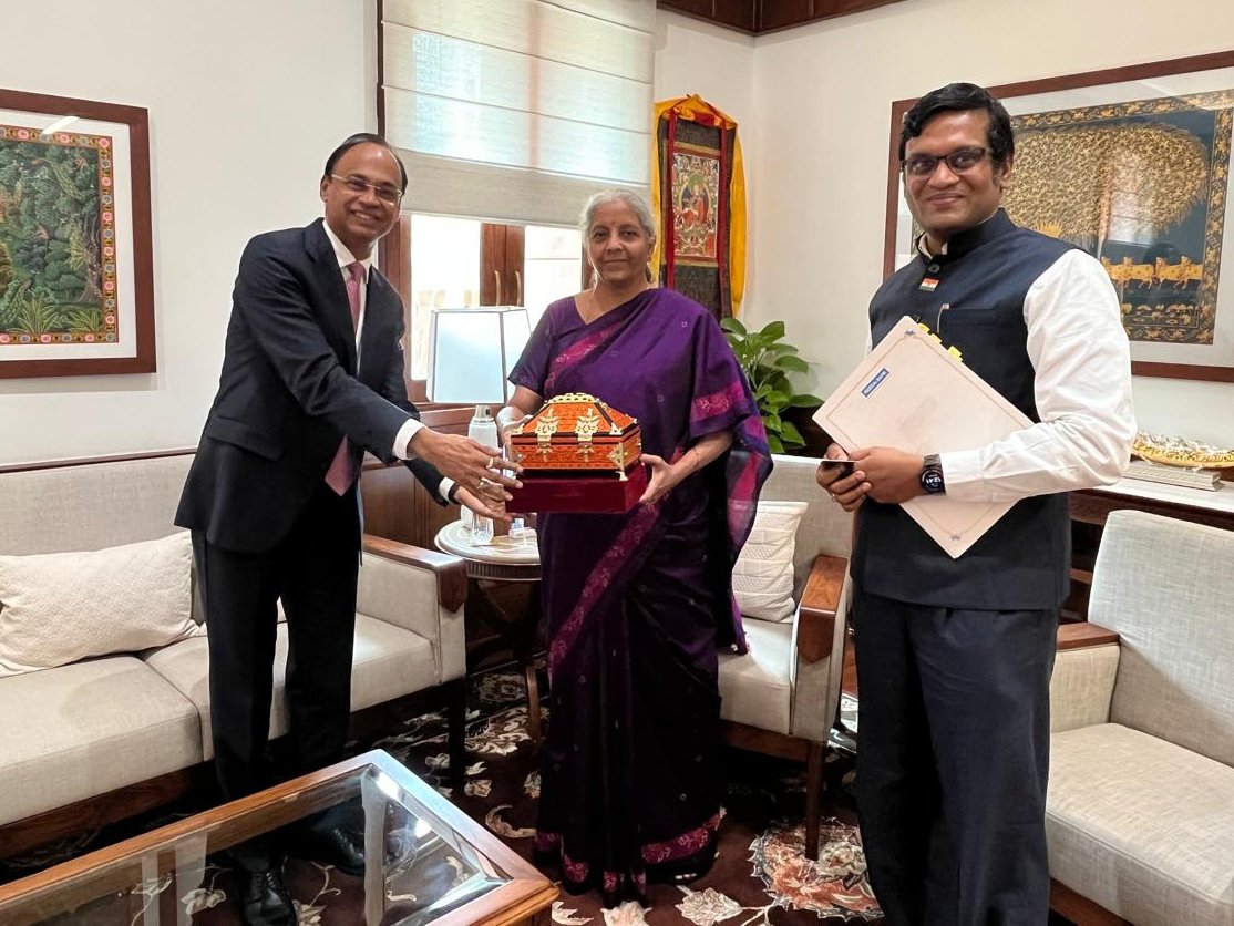 Nirmala Sitharaman Office (@nsitharamanoffc) on Twitter photo Shri Krishnan Venkat Subramanian, MD & CEO -<a href="/FederalBankLtd/">Federal Bank Ltd</a>, calls on Smt <a href="/nsitharaman/">Nirmala Sitharaman</a> at Parliament House. Shri Krishnan Venkat Subramanian, MD & CEO -<a href="/FederalBankLtd/">Federal Bank Ltd</a>, calls on Smt <a href="/nsitharaman/">Nirmala Sitharaman</a> at Parliament House.
