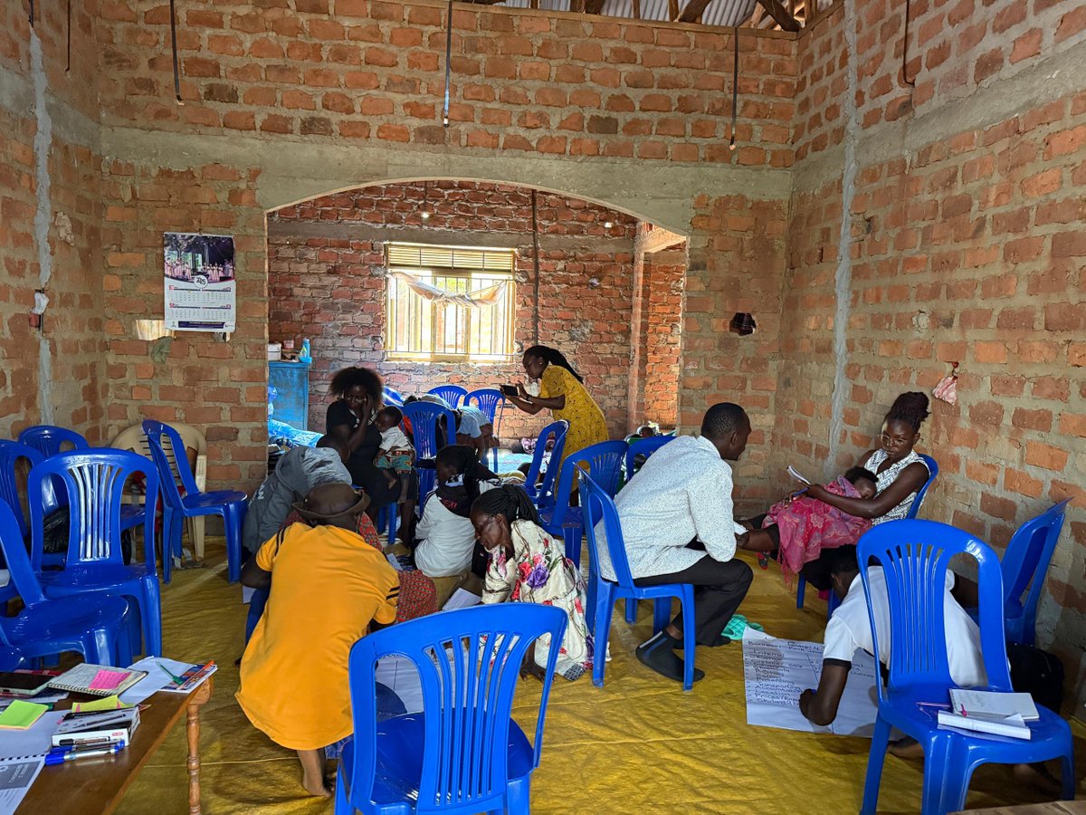 gejjawomen's tweet image. Week 3 of our #accelerationprogram was all about understanding the business environment!

Participants focused on how internal factors like location, plus external factors like market trends, impact their businesses. They learned to spot opportunities and make moves to grow.