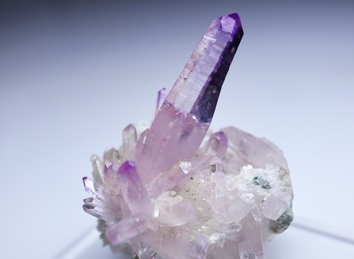 れれれ　紫水晶 楽天市場】アメジスト ファントム ポイント 六角柱 【約156g