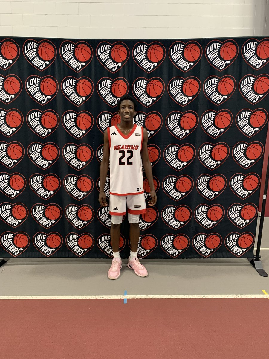 11:00 POTG 7th grade boys KTB Muhkah George with 18 pts in a win over Reach 1 Teach 1 

#Lovedayhoops
#FlexV