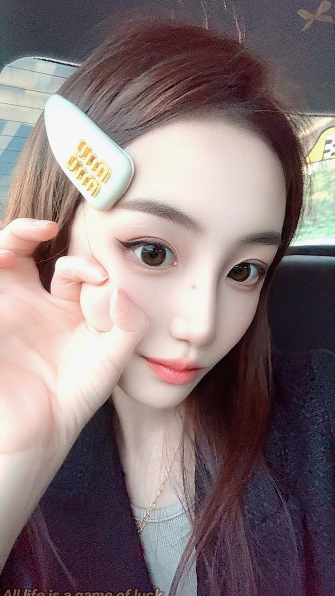 GM

各位老师们，粉丝们周一蚝！

🤨其实我想说早上坏，最近根本不想起床