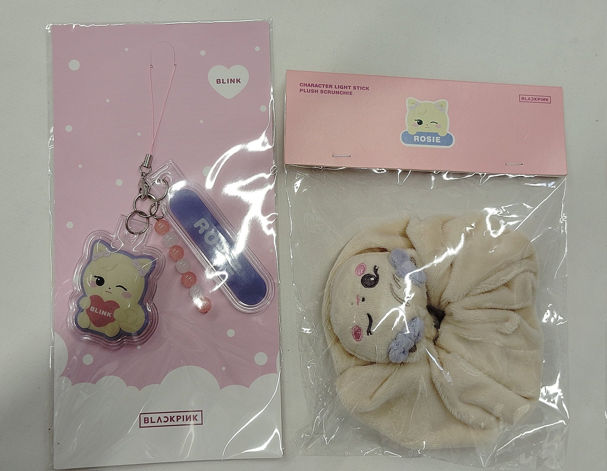 BLACKPINK ROSIE ポップアップ ソックスセット　ロゼ　靴 BLACKPINK ロゼ rosie パリポップアップ トレカ 2枚セット