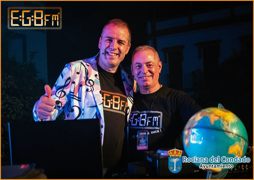 🌟Fiesta EGB FM® de una noche de verano🌟
Acompañados por un equipo humano y profesional increíble, una vez más alcanzamos una nueva meta.
GRACIAS <a href="/Txesko22/">Txesko</a> , Fran, Óscar, <a href="/AdriRoldan_OP/">Adrián Roldán</a> y Xavi por esta familia EGBera que hemos formado con ilusión y complicidad.

© <a href="/ValenDelOlmo/">Valen Del Olmo</a>