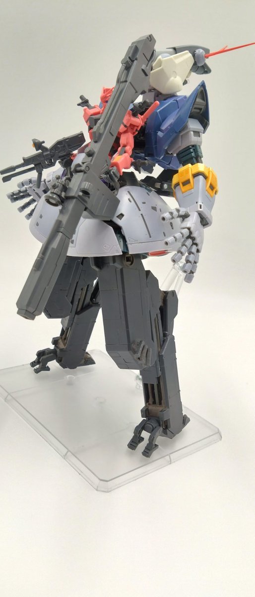 これでなんとかパーフェクト・赤いガンダム製作なんとか形になったとおもう！また赤いガンダムで大きい作品できたなぁw
#赤いガンダム
#ガンプラ
#GQuuuuuuX
#ジオング