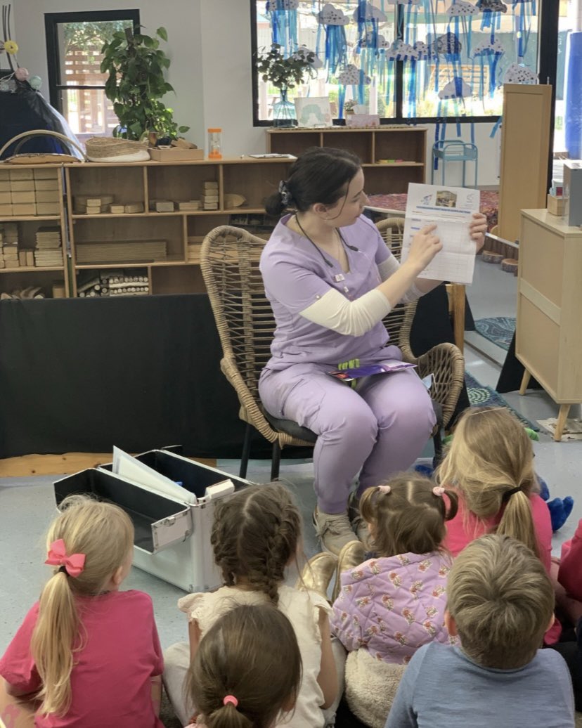 Dr Jacinta from Beaconsfield Dental visited Beaconsfield Kindergarten for Dental Health Week educating the children on how to brush their teeth and what a dentist does. 
Thanks Beaconsfield Kindergarten for the opportunity visiting your kindergarten groups.