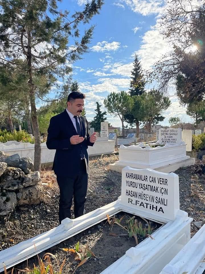 Ali AKGÜN (@aliakguntr) on Twitter photo 4 Ağustos 1977 yılında kahpe eller tarafından şehit edilen Yeşilyuvalı Ülkücü Şehidimiz Hasan Hüseyin SANLI’uı rahmet ve minnetle anıyorum. Yolu yolumuzdur. <a href="/AvMehmetAliYlmz/">Av.Mehmet Ali YILMAZ</a> 4 Ağustos 1977 yılında kahpe eller tarafından şehit edilen Yeşilyuvalı Ülkücü Şehidimiz Hasan Hüseyin SANLI’uı rahmet ve minnetle anıyorum. Yolu yolumuzdur. <a href="/AvMehmetAliYlmz/">Av.Mehmet Ali YILMAZ</a>